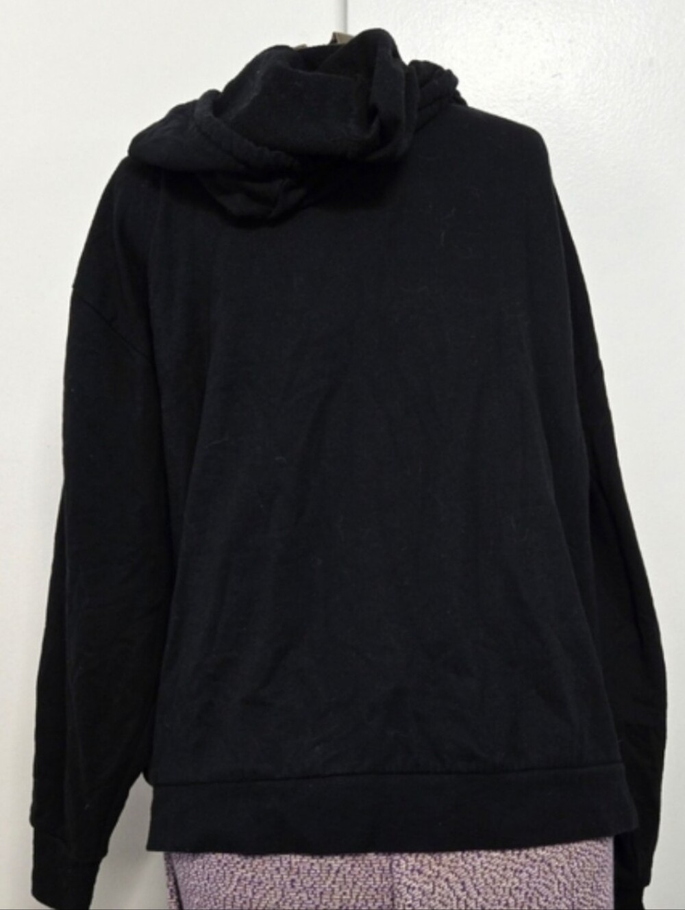 Harry Potter Hogwarts Crest Pullover Hoodie Size Small - Picture 2 of 5
